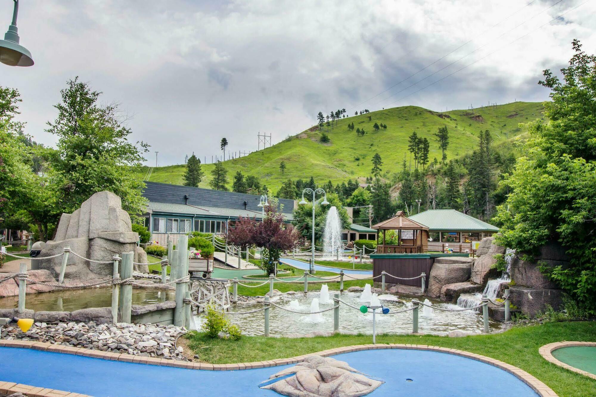 Comfort Inn & Suites Deadwood Bagian luar foto